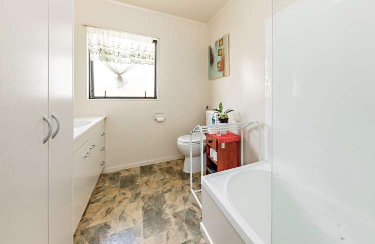 14 Margarita Rise Pukekohe_6