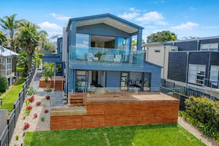 31 Churchill Road Murrays Bay_40