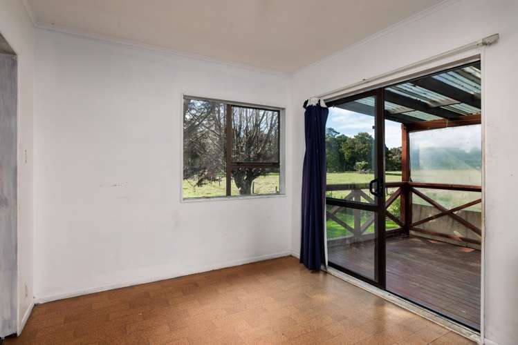 142 Roger Road Taheke_8