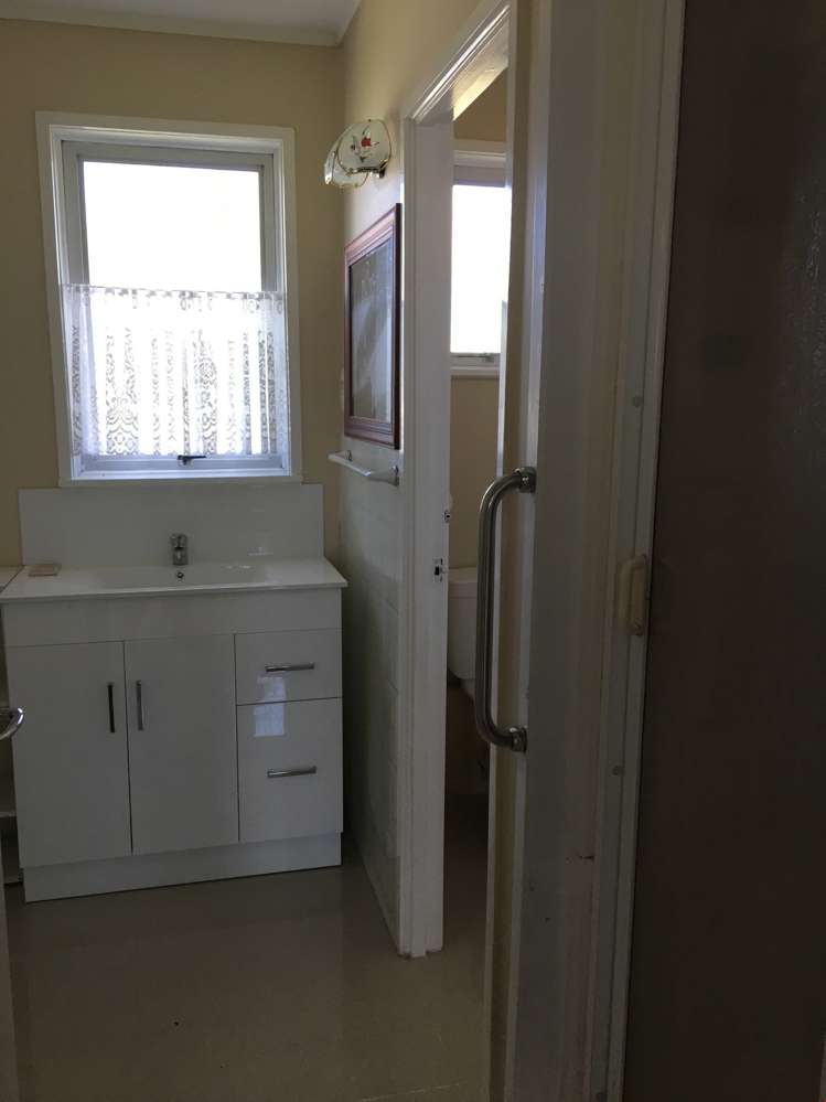 67 Wordsworth Road Manurewa_11