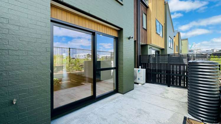 3 Golden Fall Road Hobsonville_18