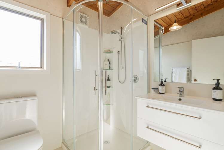 37 Oyster Drive Cooks Beach_9