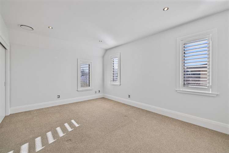 5 Merivale Lane Merivale_13