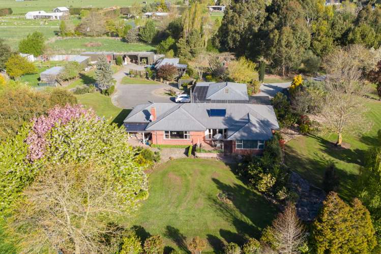 218 Racecourse Road Allenton_17