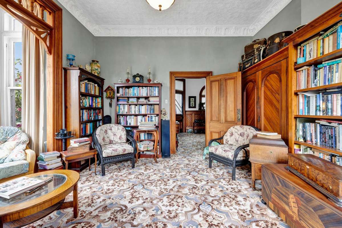 45 Dives Avenue_2