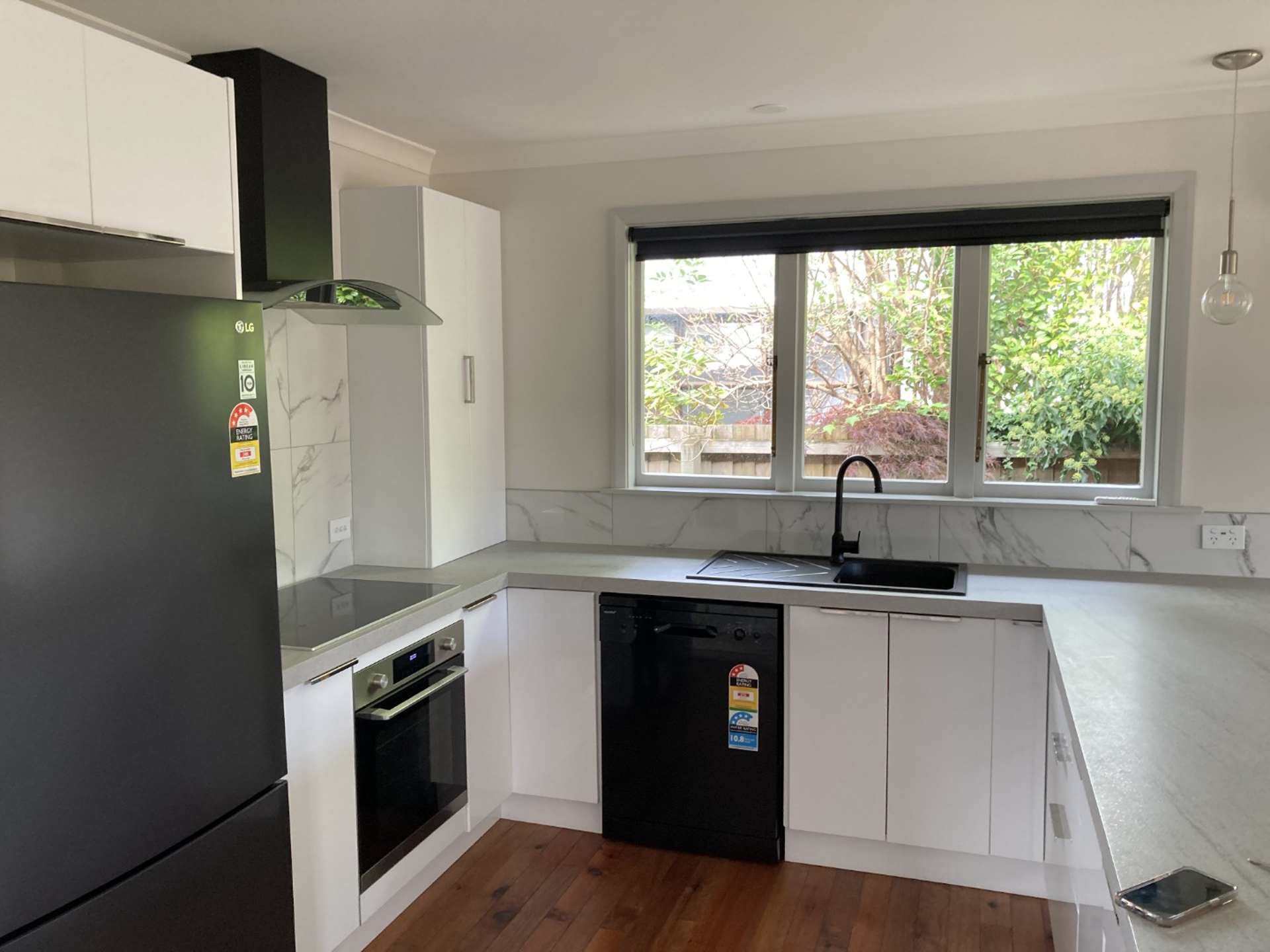 28 Tintern Avenue 1392_0