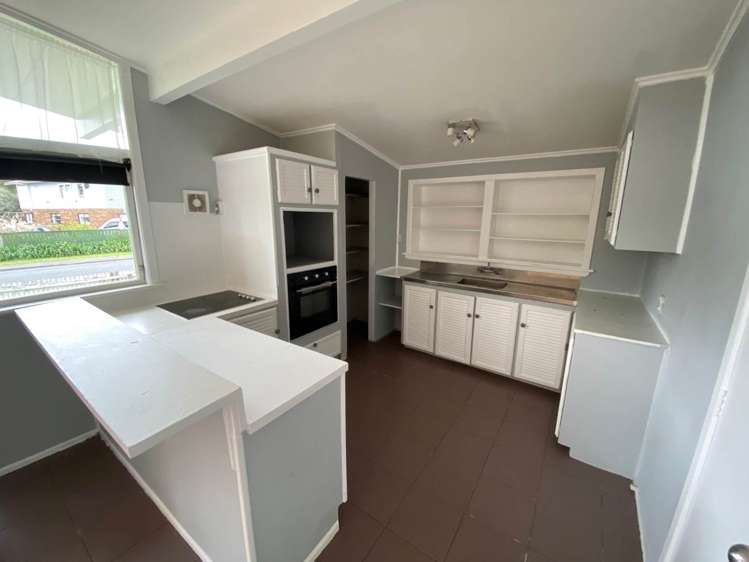 10 President Avenue Papakura_4