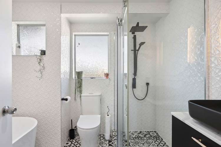 58 Forest Hill Road Henderson_13