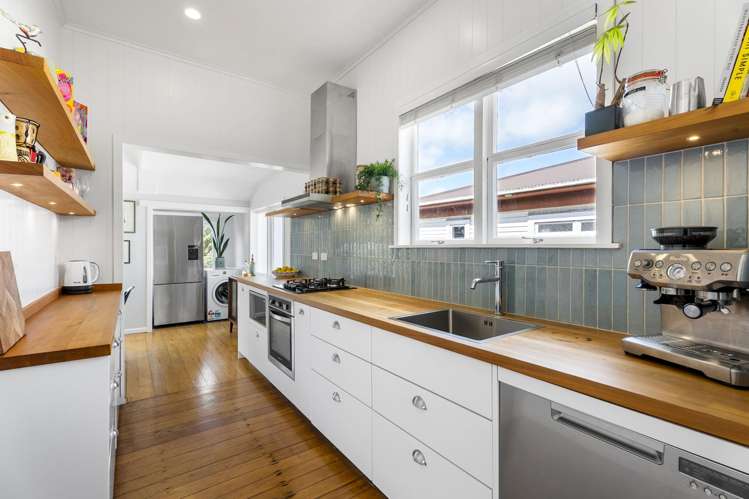 245 Mount Smart Road_4