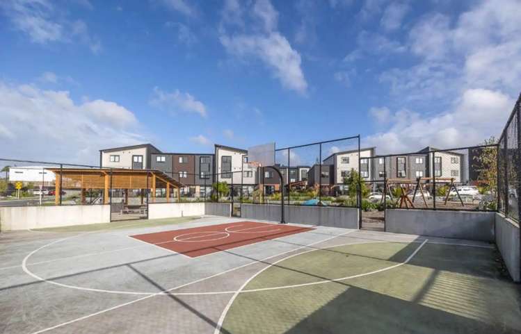 62 Selo Street Glen Eden_8