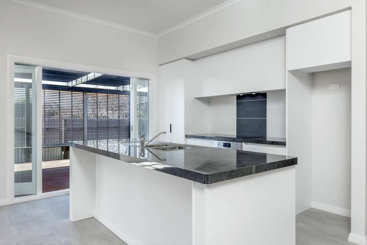 69 Lakings Road Yelverton_5