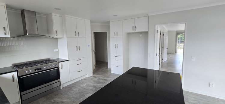 186 Botany Rd Botany Downs_6