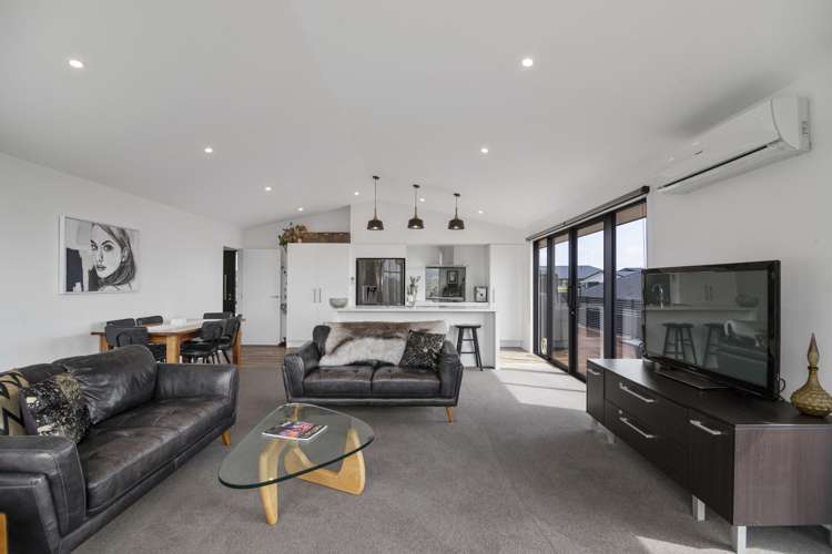 16 Huntaway Close Stoke_8