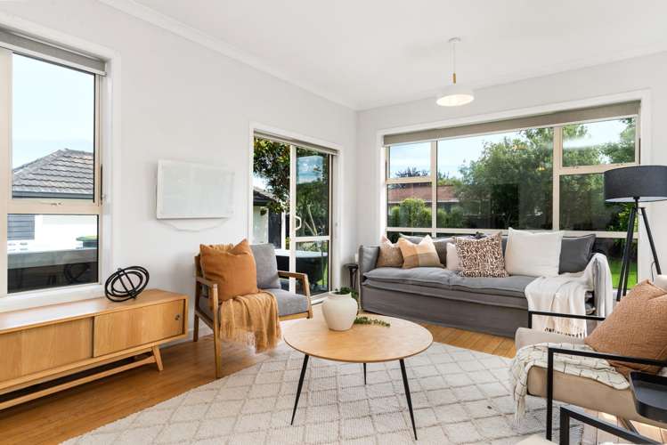 23 Coronation Street_2