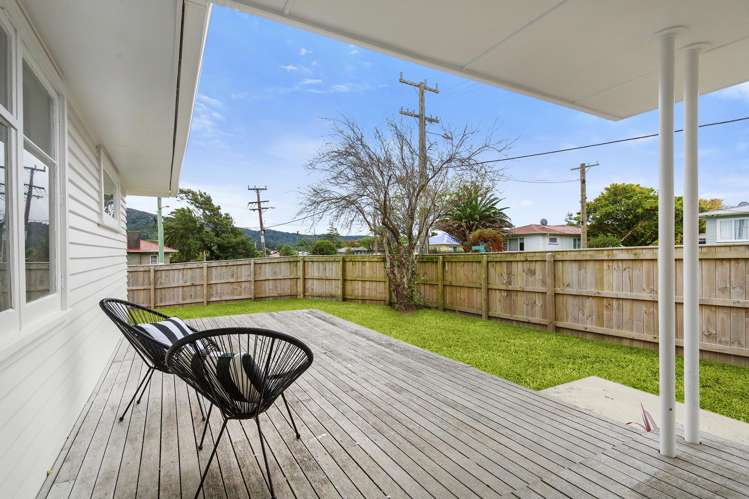 20 Petrie Street Wainuiomata_12