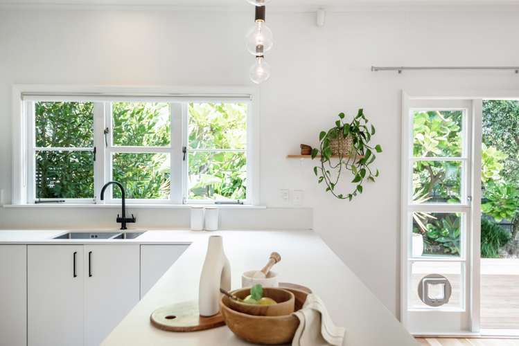 7 Knight Avenue Mt Albert_15