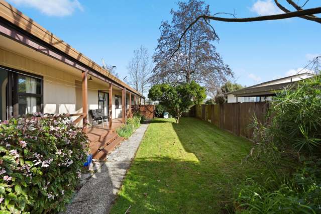 8 Elmwood Crescent Pukete_1