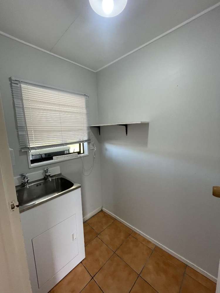 251 Flaxmere Avenue 10480_6