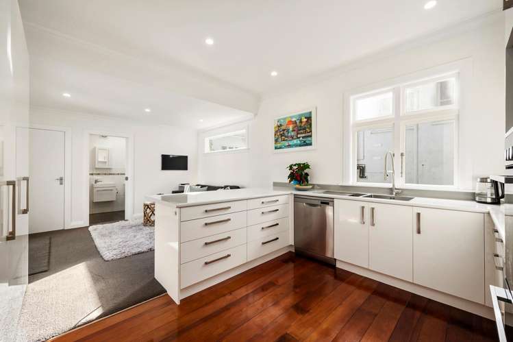 6 Bentinck Avenue_5