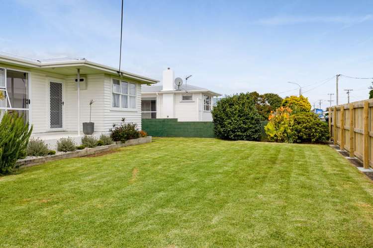 24 Murray Avenue Hawera_14