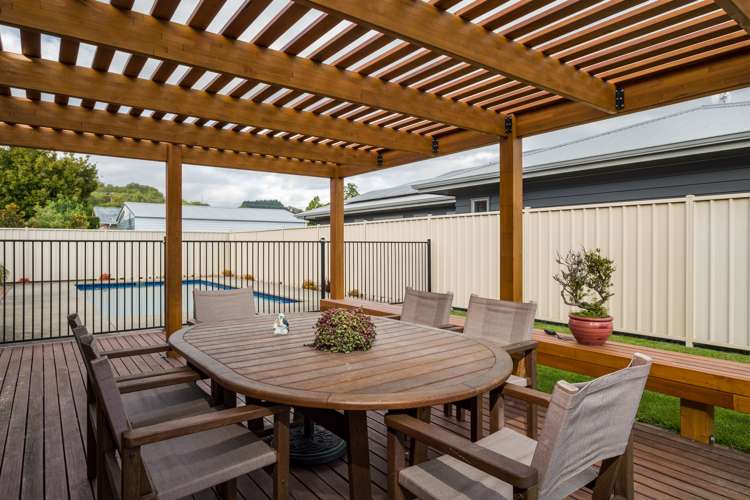28 Pohutukawa Grove Lytton West_14