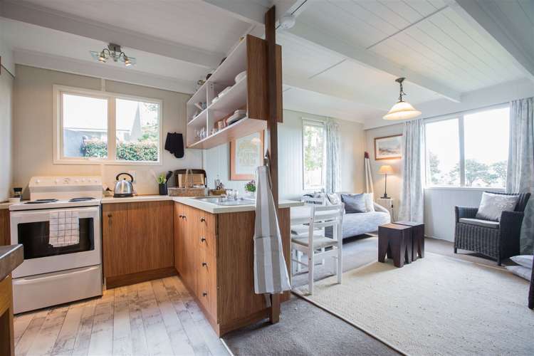 18 Beacon Road Riverhead_39