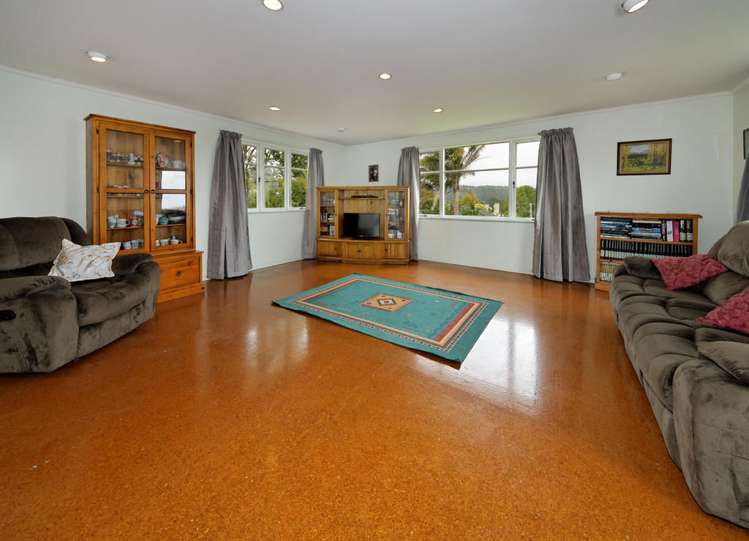 6 Deane Avenue Titirangi_8