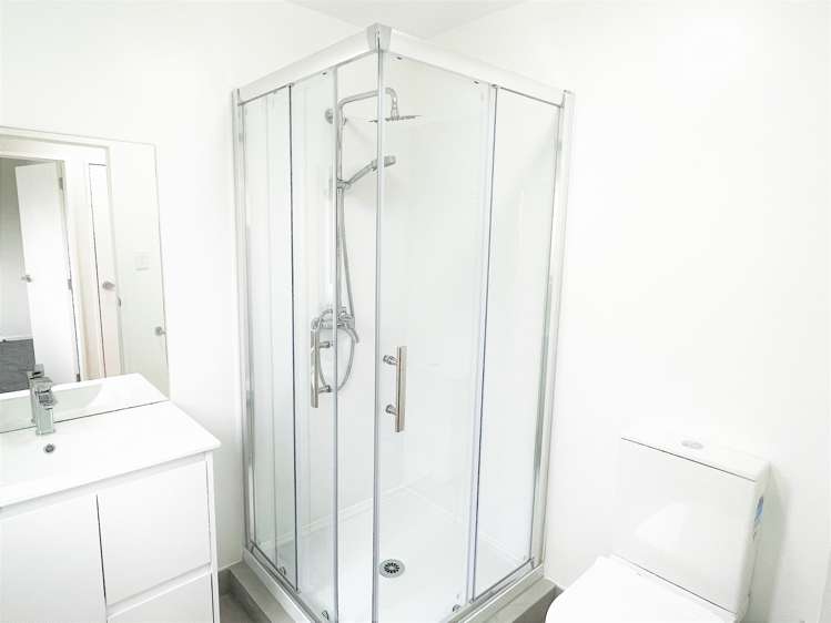 107/3 Beaumonts Way Manurewa_5