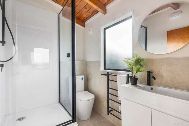 22a Highland Road Mount Albert_10