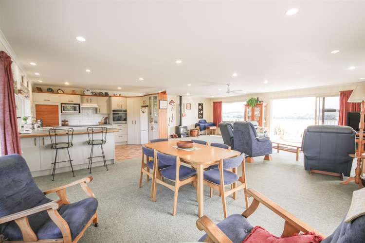 16 Kotare Crescent Paparoa_5