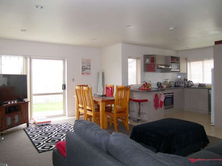 42 Keri Vista Rise Papakura_8