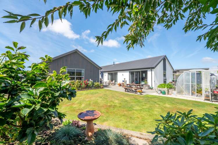 7 Lochern Rise Marchwiel_26