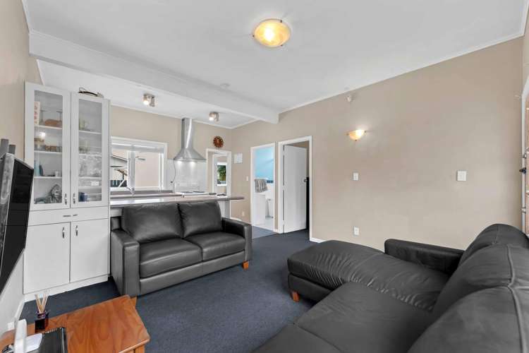 29 Kelvin Road Papakura_7