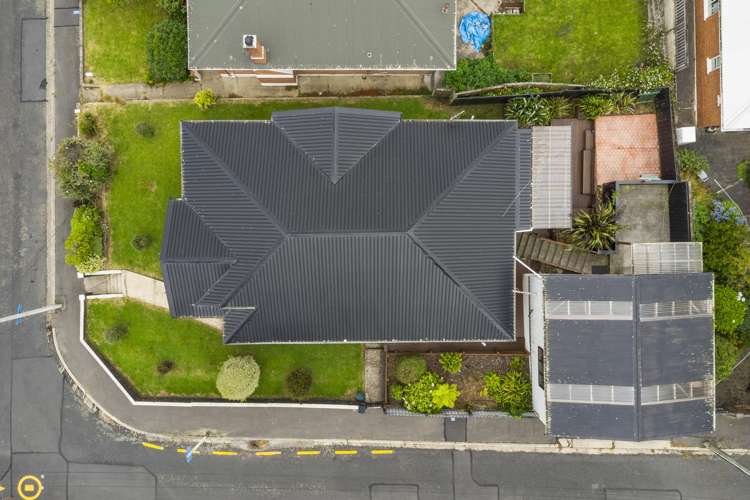 7 Dalkeith Street North East Valley_27