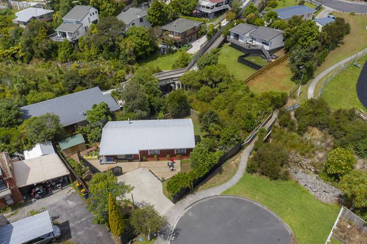 10 Woodhams Street Beach Haven_24