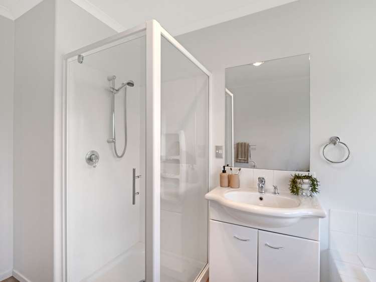 278 Southfield Drive Lincoln_28