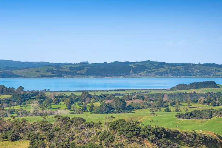 156 Te Kanae Road, South Head Helensville_37