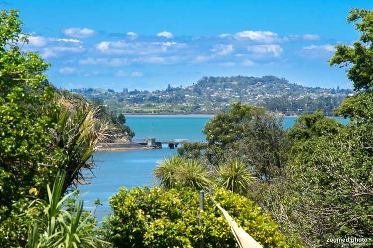 2 Valkyria Place Beach Haven_1