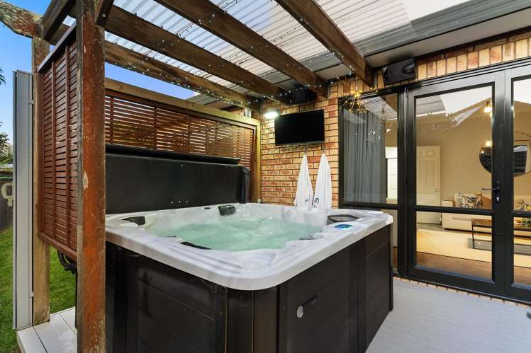 10 Advance Way Albany_21