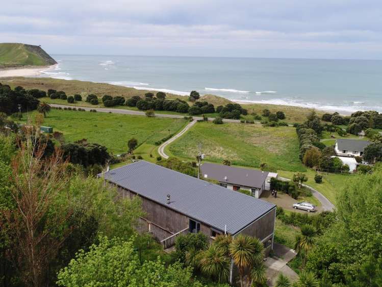 1089 Whangara Road Pouawa_3