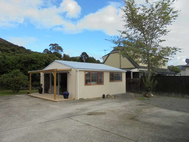 94 Waddington Drive Naenae_4