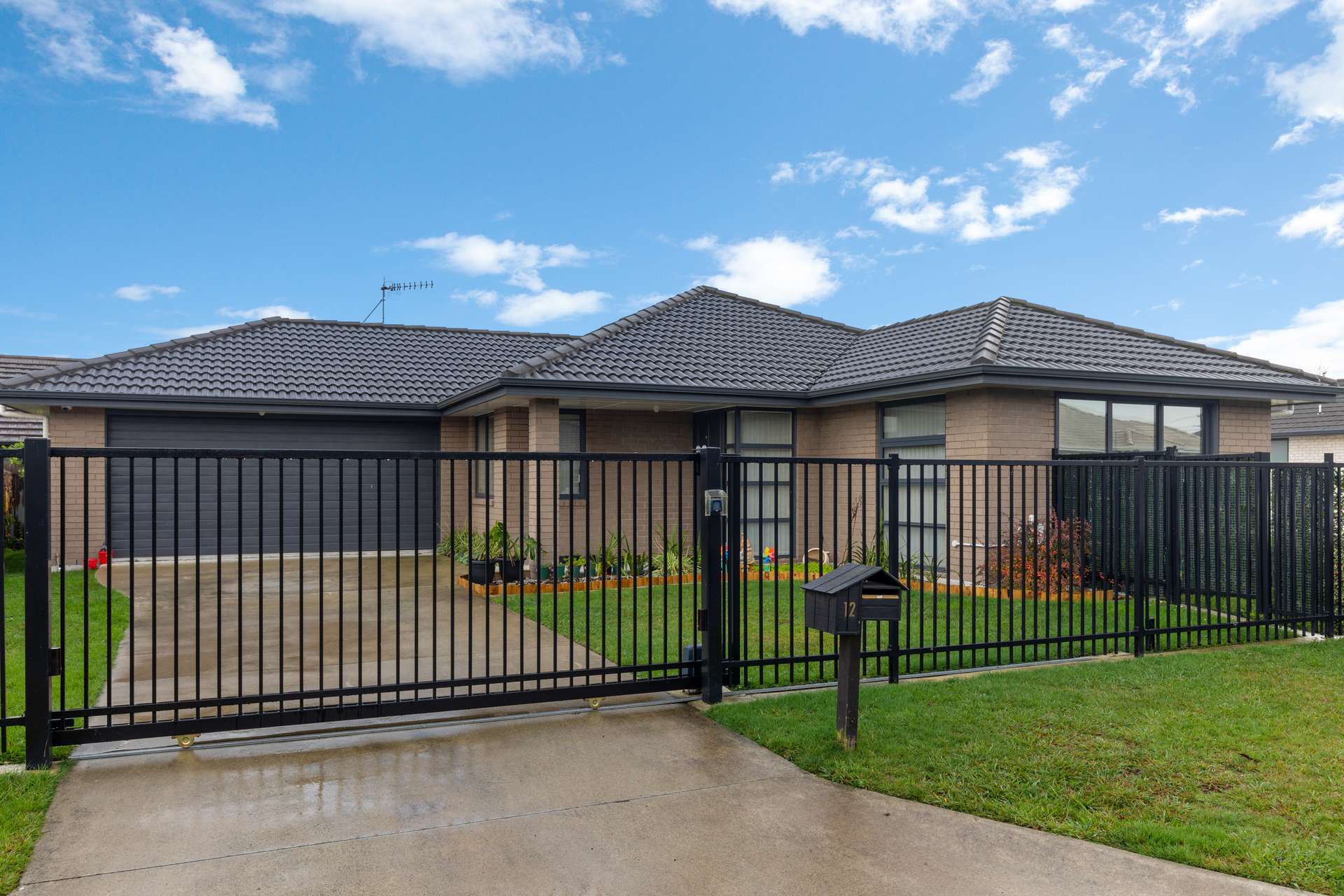 12 Astor Avenue Dinsdale_0