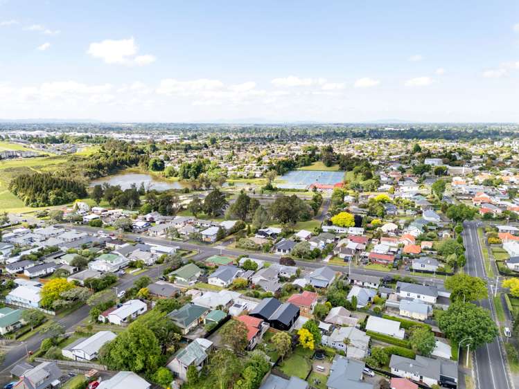 4/3 Huia Avenue Forest Lake_20