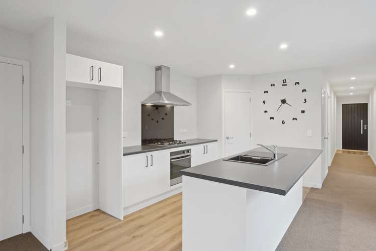 14 Northmoor Boulevard Rolleston_9