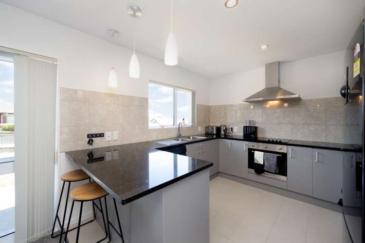 16 John Broad Place Flat Bush_9