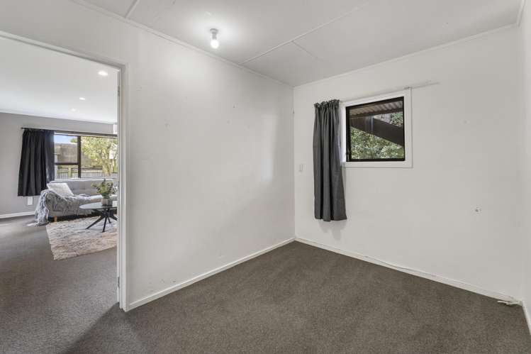 2/4 Bolt Road Annesbrook_19