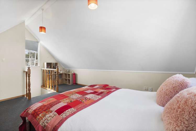 6 Boscawen Street Point Chevalier_13