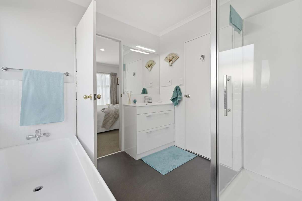 64B Sixteenth Avenue_5