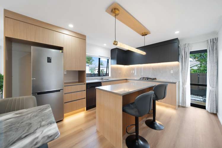 1,2 & 3/28 Jordan Road Mangere_9