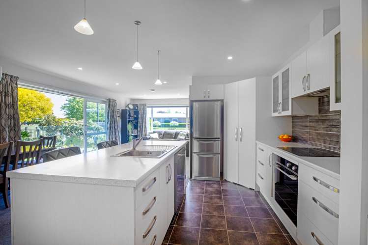 5 Spencer Close Rolleston_13